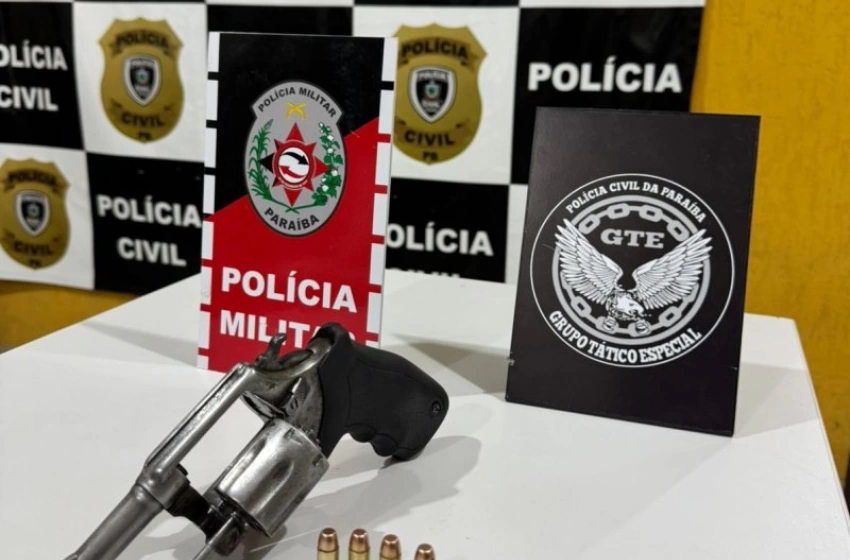 Imagem Arma apreendida em ação policial na cidade de Catolé do Rocha 