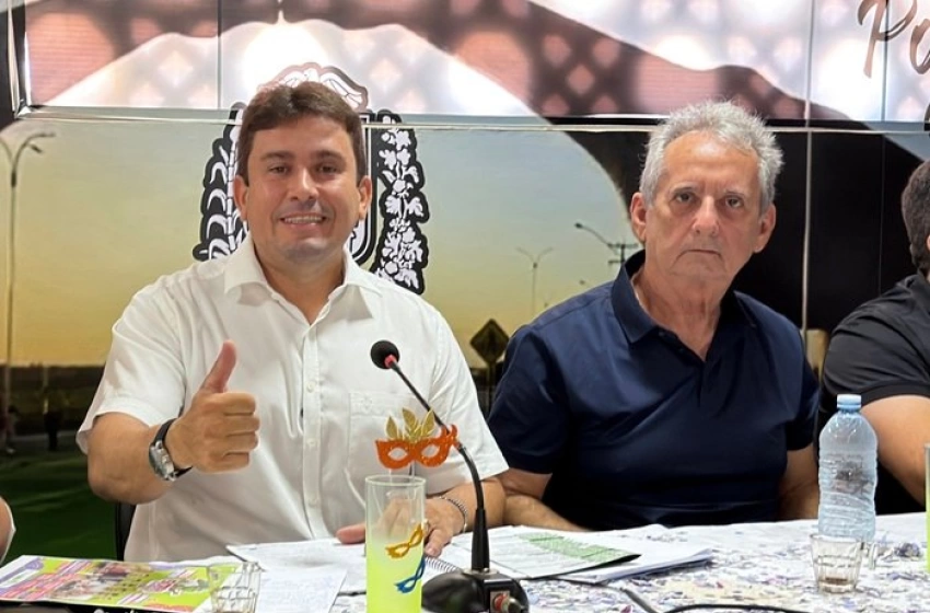 Imagem Prefeito de Sousa, Helder Carvalho ao lado do vice-prefeito Zé Célio