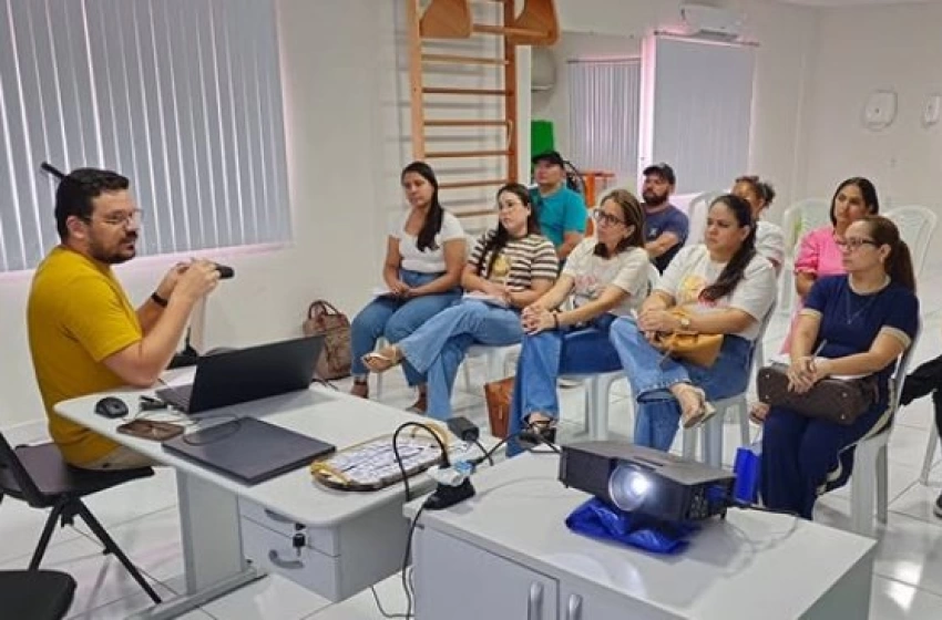 Imagem Oficina de Organização do Fluxo de Atendimento em Saúde Mental, na cidade de Aparecida 