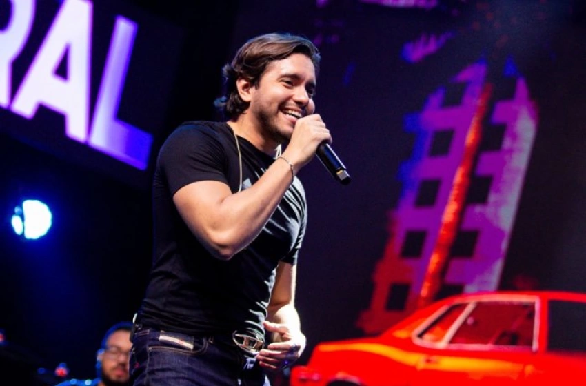 Imagem Cantor Victor Santos