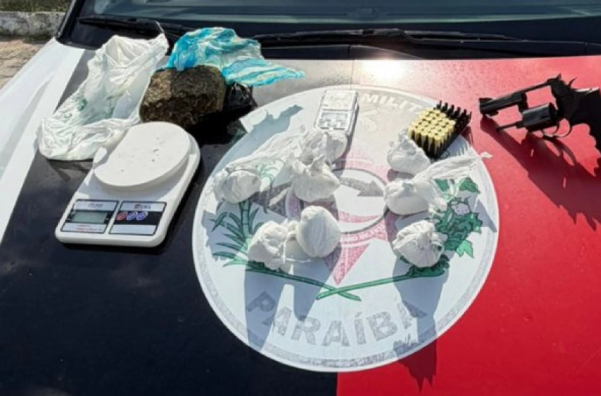 Imagem Material ilícito apreendido em ação da Polícia Militar