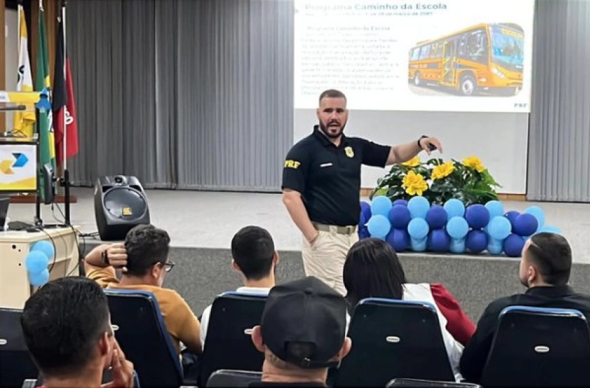 Imagem Encontro sobre segurança do transporte escolar para 2026