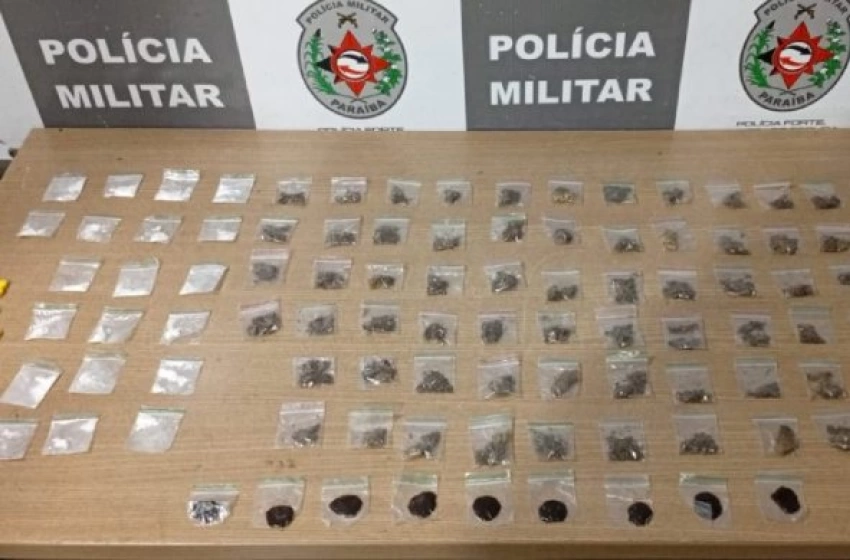 Imagem Drogas apreendidas em ação da Polícia Militar