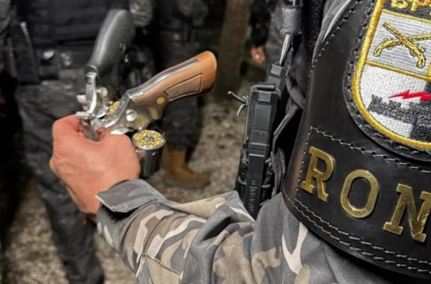 Imagem Armas de fogo apreendidas pela polícia militar em João Pessoa 