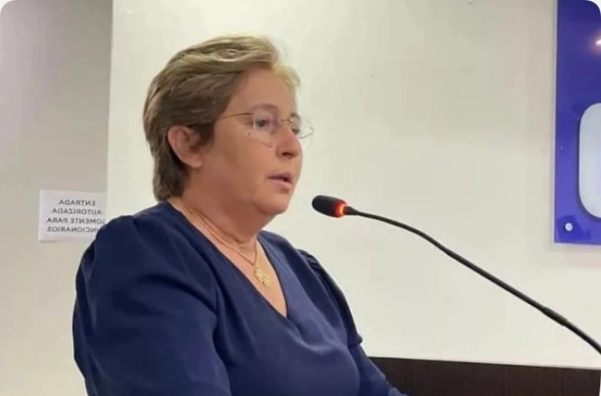 Imagem Prefeita, Leninha Romão 