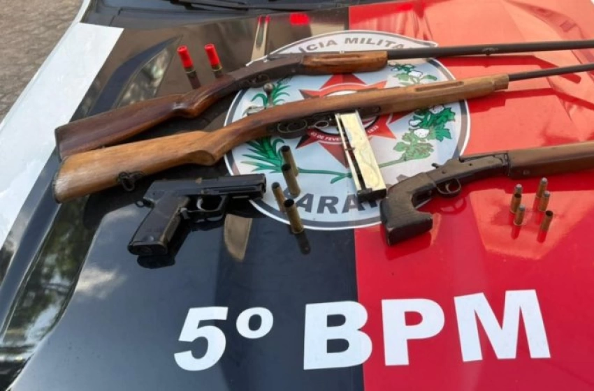 Imagem Armas apreendidas durante operação policial em João Pessoa 