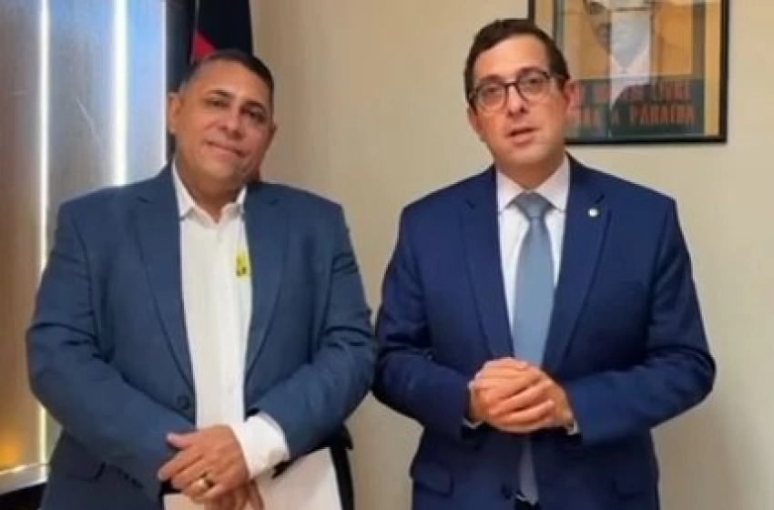 Imagem Prefeito de Aparecida ao lado do Deputado Federal Gervásio Maia 