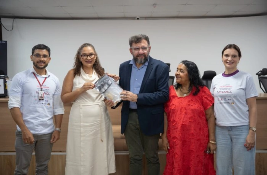 Imagem Entrega de kits de detecção de metanol ao Procon