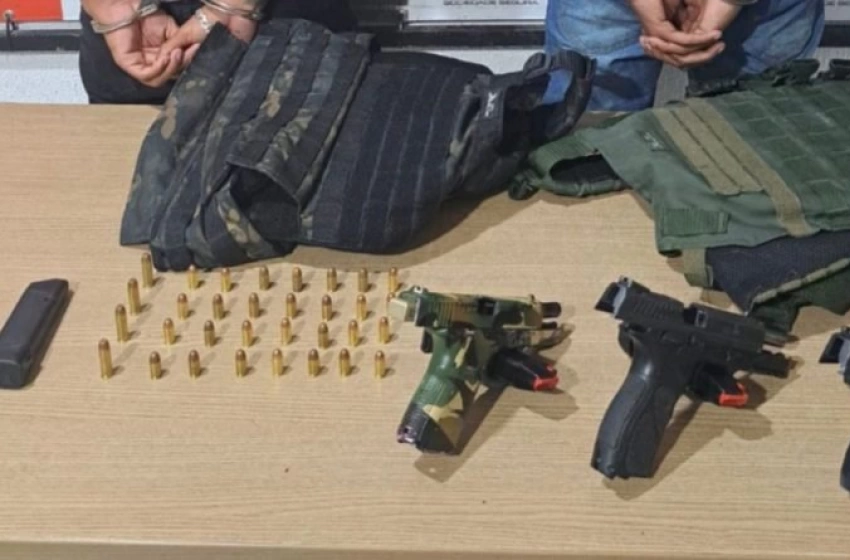 Imagem Armas e muniçoes apreendidas pela polícia militar em João Pessoa 