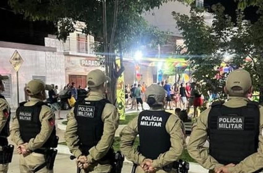 Imagem Policiamento durante festividades no carnaval de Sousa