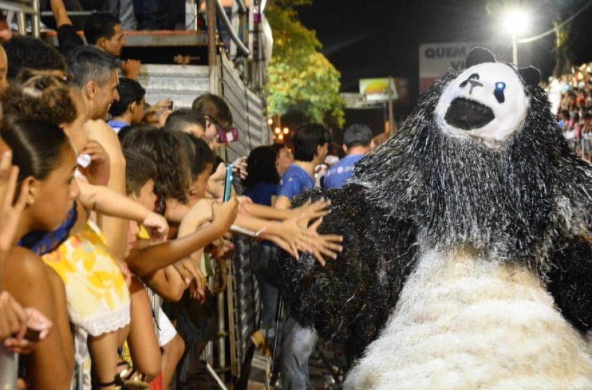 Imagem Desfile das Ala Ursas