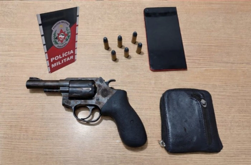 Imagem Arma e munições apreendidas em ação da PM