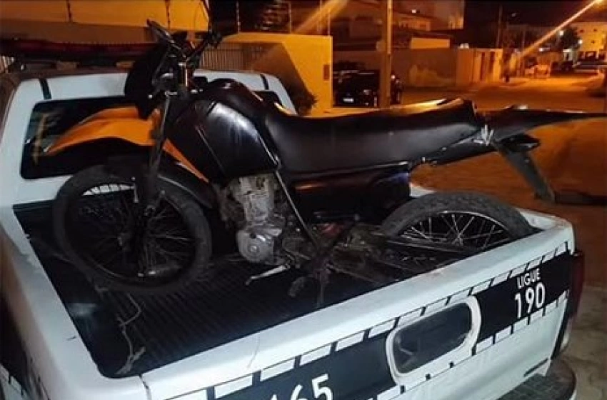 Imagem Motocicleta apreendida em ação da PM