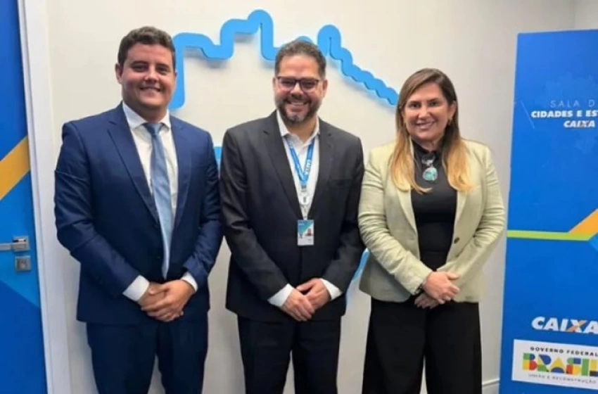 Imagem Prefeita Corrinha Delfino em agenda em Brasília