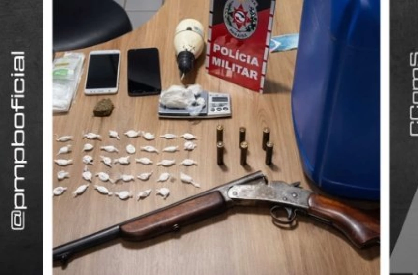 Imagem Arma, munições e drogas apreendidas em ação da PM
