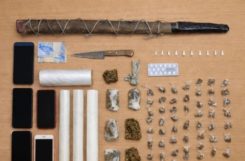 Imagem Drogas apreendidas em ação da PM