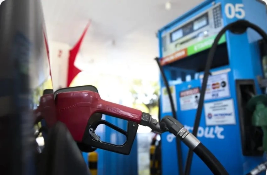 Imagem Postos de Chombustiveis 