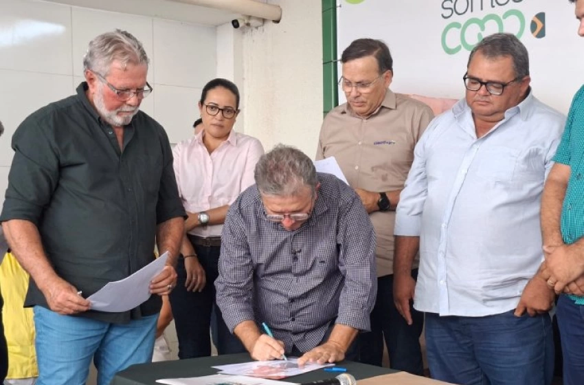 Imagem Entrega de primeiros certificados do Sistema Unificado de Sanidade Agroindustrial Familiar