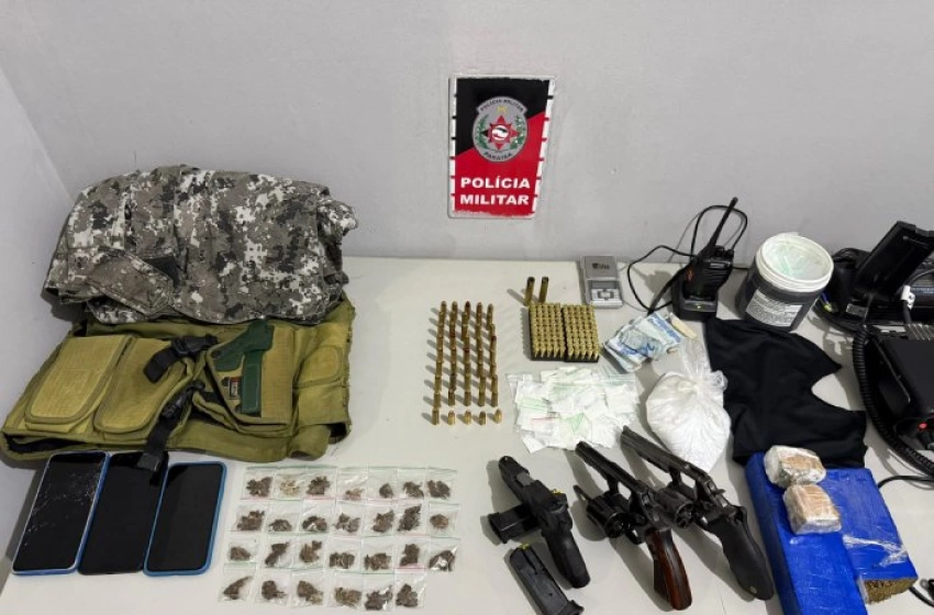 Imagem Material ilícito apreendido em ação da Polícia Militar