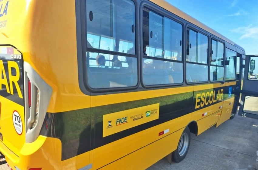 Imagem Ônibus escolar 