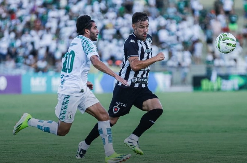 Imagem Jogadores do Botafogo e do Sousa