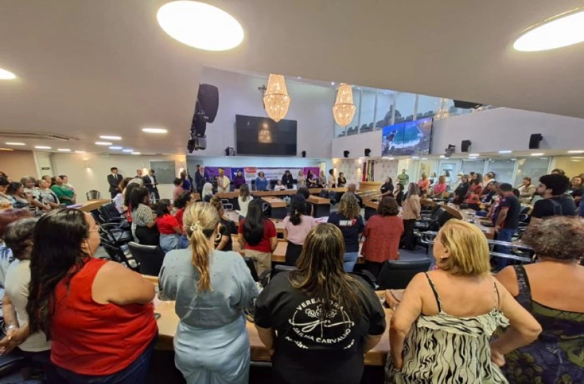 Imagem Sessão especial em comemoração ao Mês da Mulher