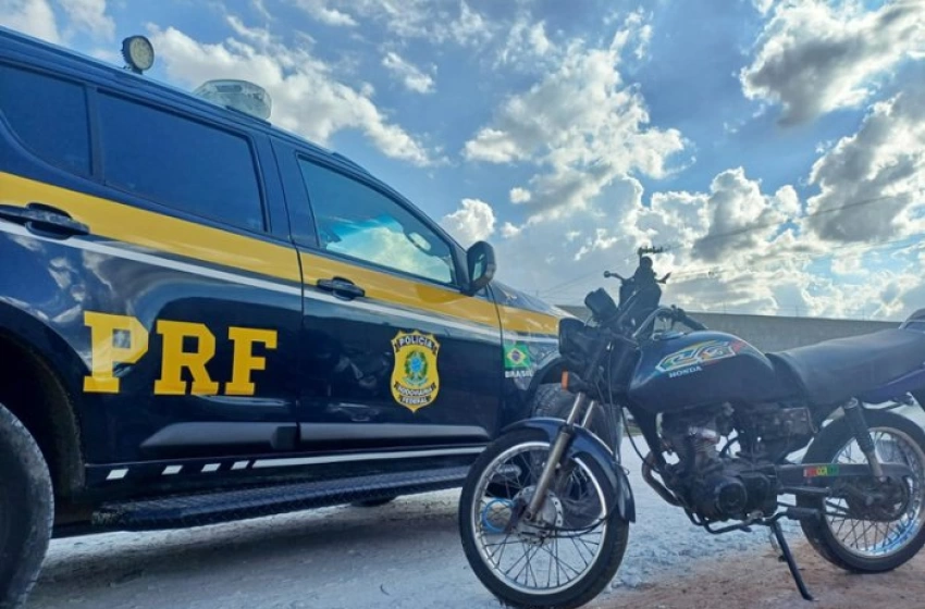 Imagem Moto roubada há mais de quatro meses e com sinais de adulteração