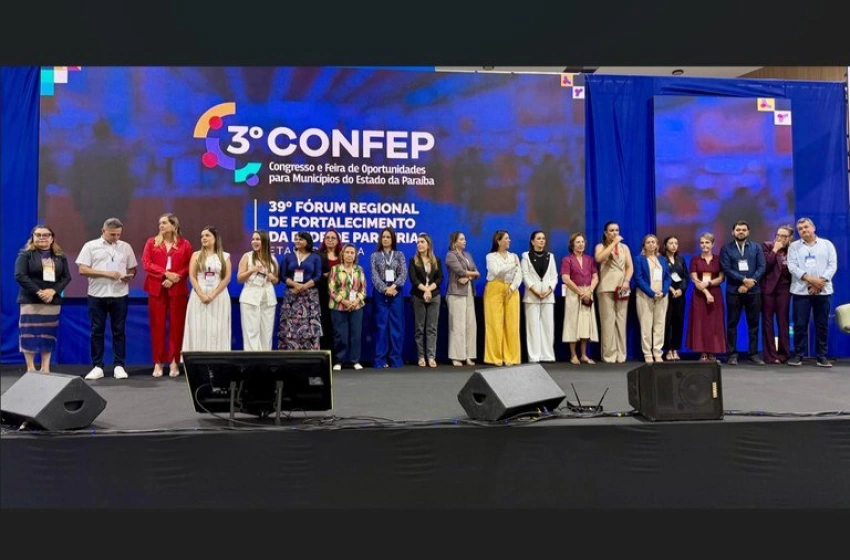 Imagem A procuradora da República Janaína Andrade (esq.) representa o MPF no 3º Confep, em Campina Grande, em 26/03/2026