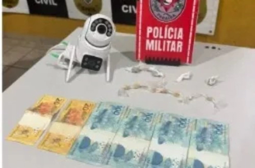 Imagem Drogas apreendidas pela PM