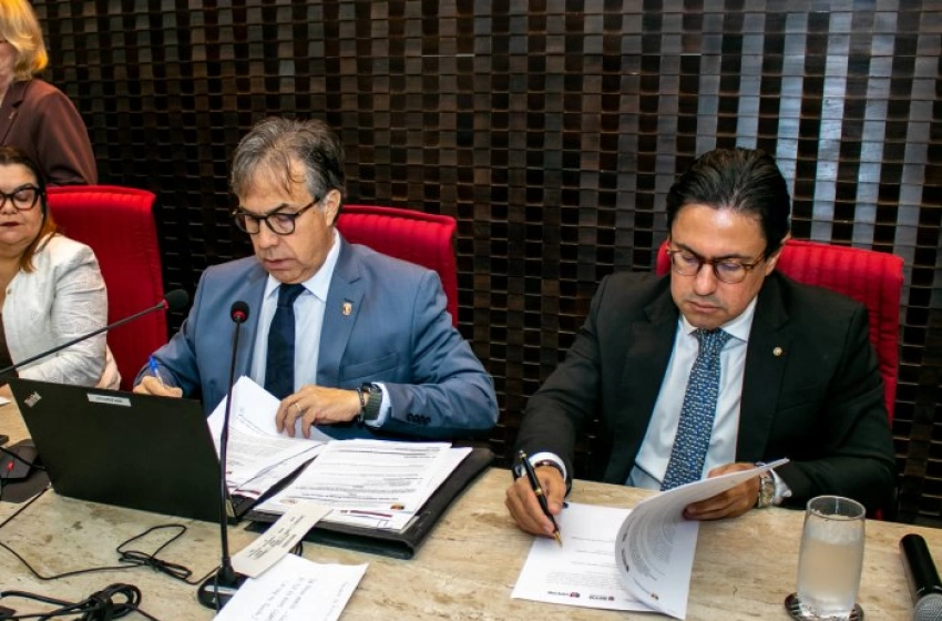 Imagem Sessão do Tribunal de Contas do Estado da Paraíba