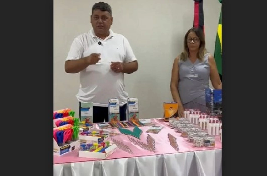 Imagem Entrega de novos kits escolares para a rede municipal de ensino