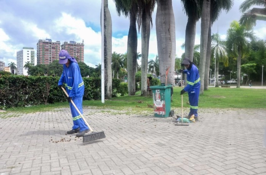 Imagem Serviços de limpeza urbana em diversos bairros de João Pessoa