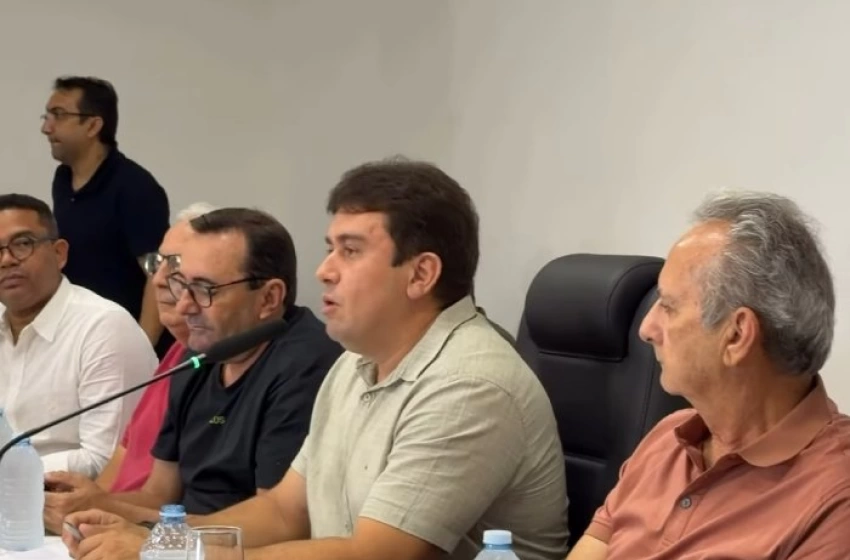 Imagem Prefeito de Sousa, Helder Carvalho