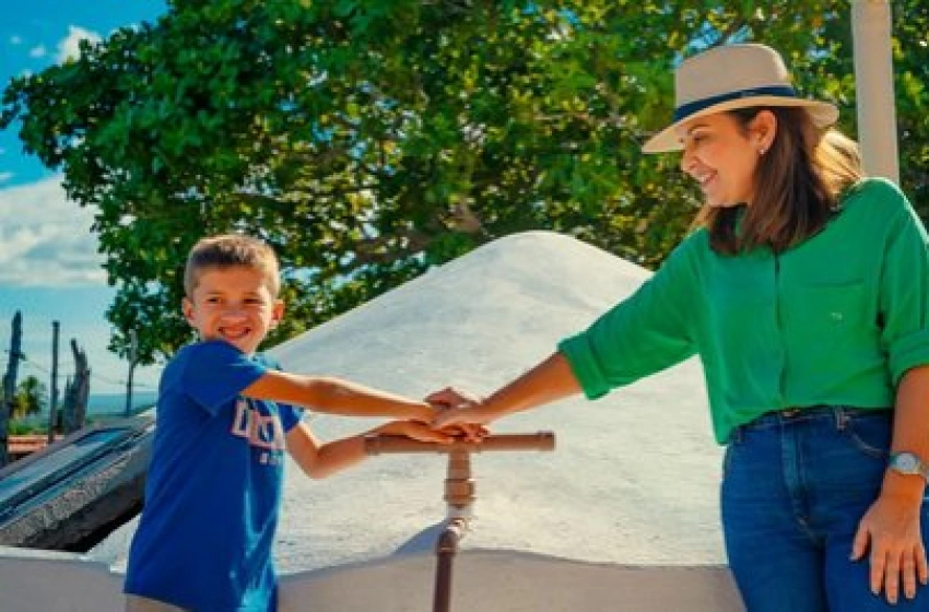 Imagem Ex-secretária e pré-candidata a deputada federal, Pollyanna Werton