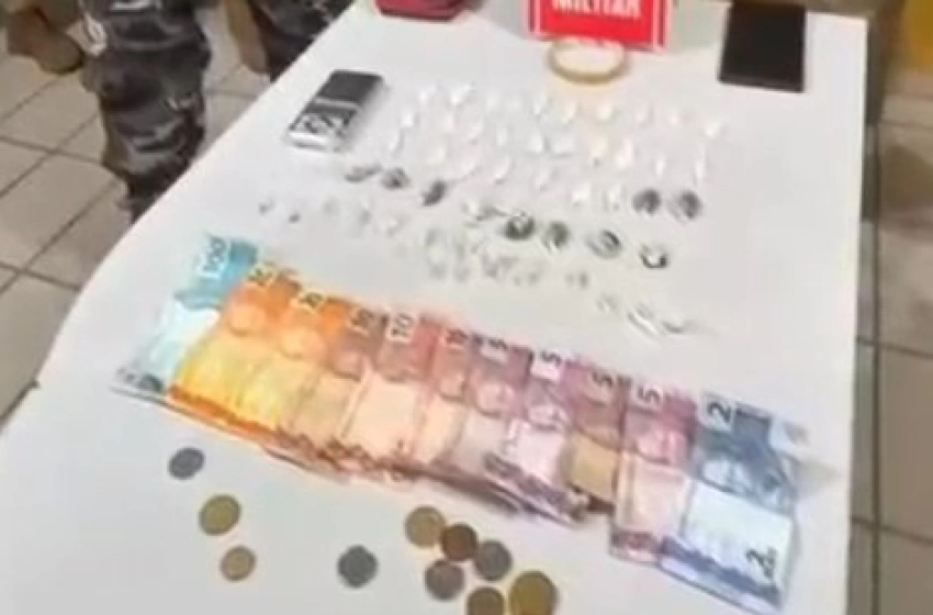 Imagem Drogas apreendidas pela polícia militar em Catolé do Rocha 