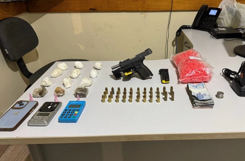 Imagem Drogas apreendidas pela polícia militar no município do Conde 