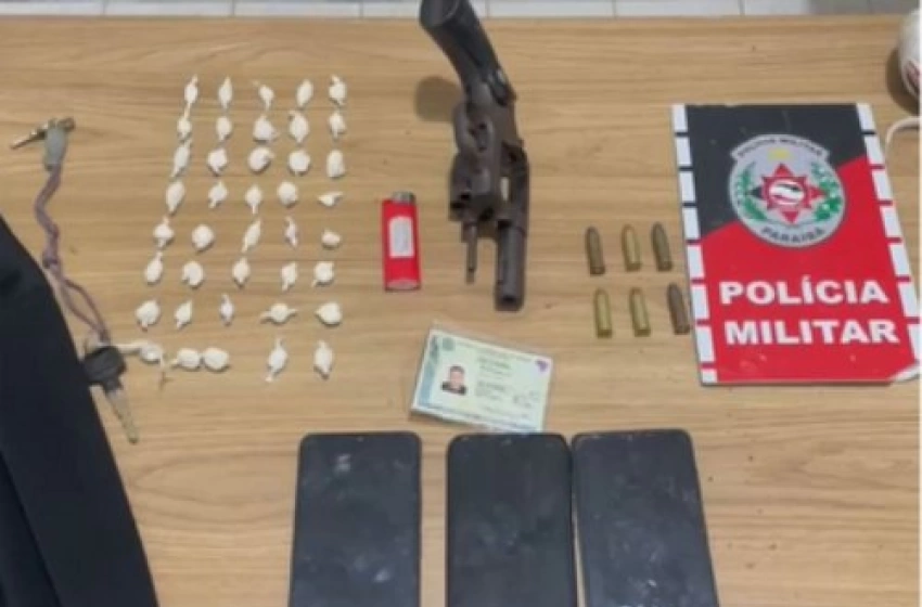 Imagem Arma, munições e drogas apreendidas em ação da PM
