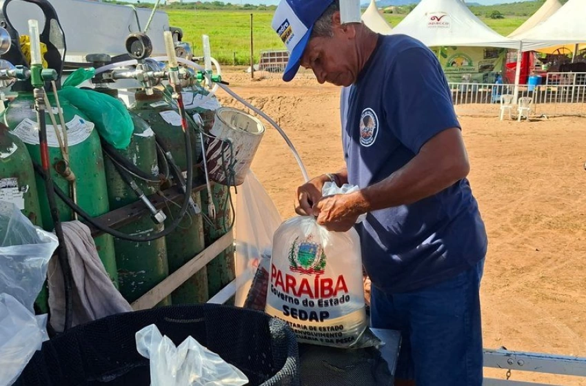 Imagem Governo da Paraíba entrega 100 mil alevinos durante a 2ª Expo São Bento