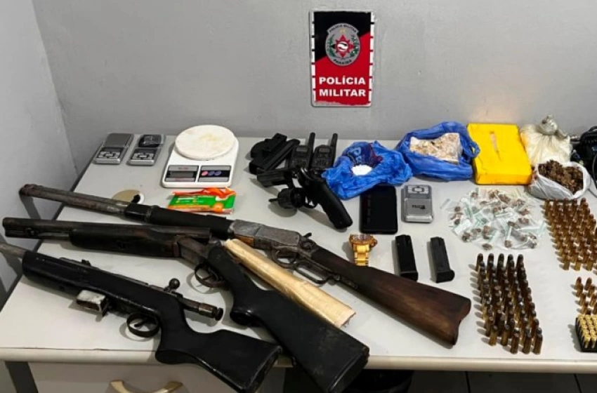 Imagem Armas de fogo apreendidas pela polícia militar em Santa Rita 