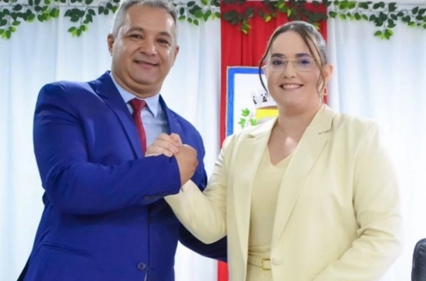 Imagem Prefeito, Geroncio Júnior e a vice-prefeita, Mirelly Casimiro