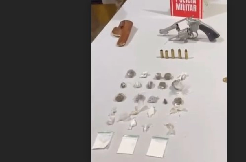 Imagem Material ilícito apreendido em ação da Polícia Militar
