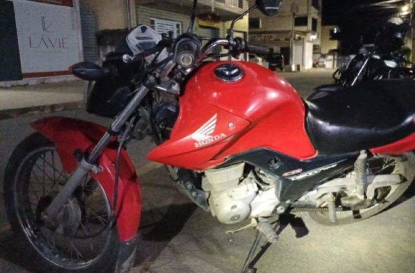 Imagem Apreensão de moto clonada em Queimadas