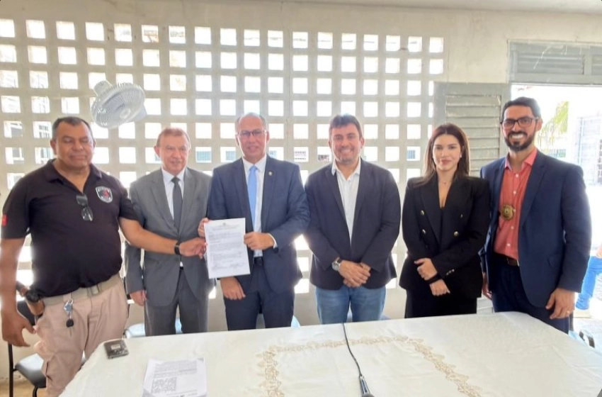 Imagem Prefeito Helder Carvalho