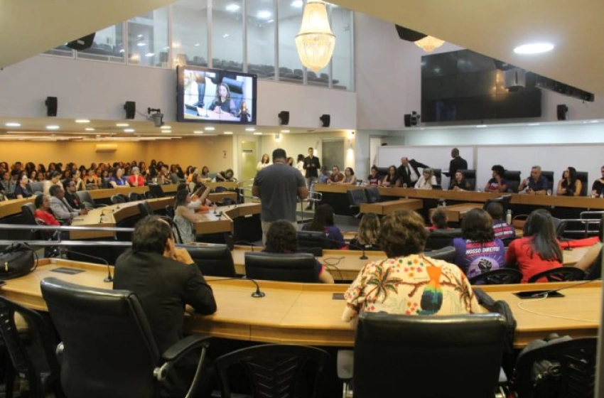 Imagem Debate sobre piso salarial de assistentes sociais