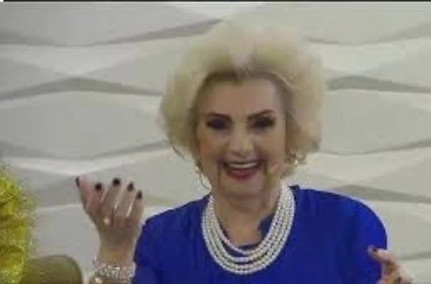 Imagem Apresentadora e colunista Thereza Madalena