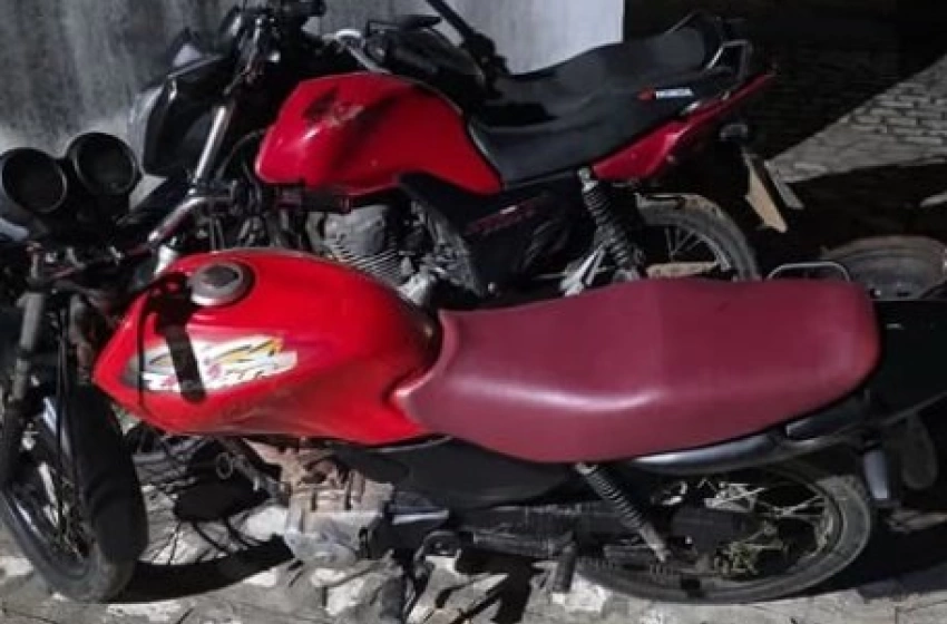 Imagem Motocicleta adulterada apreendida pela polícia militar em Bonito de Santa Fé 