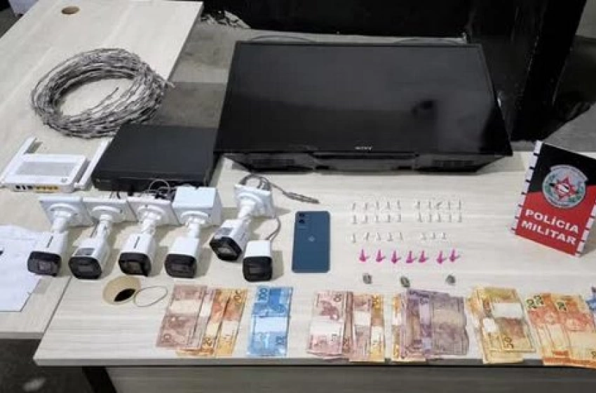 Imagem Material ilícito apreendido em ação da Polícia Militar