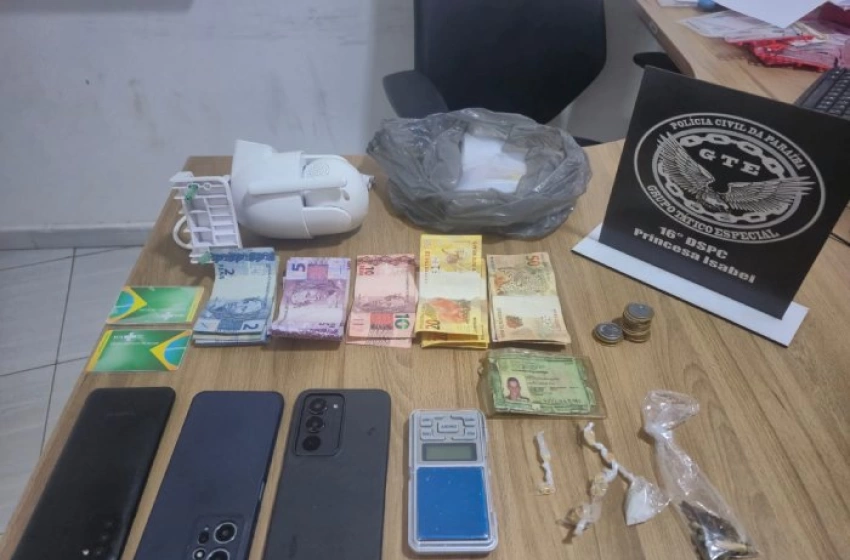 Imagem Drogas apreendidas em ação da Polícia Civil