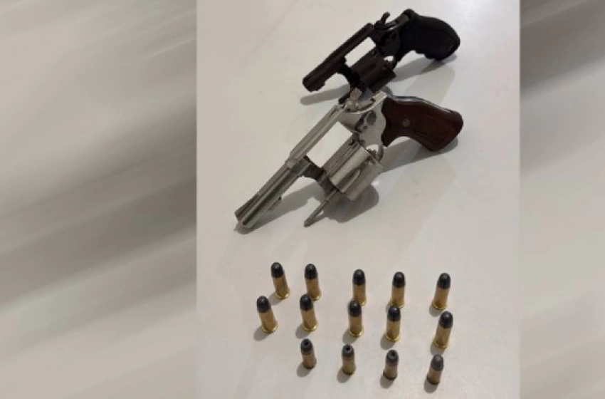 Imagem Armas e munições apreendidas em ação da PM