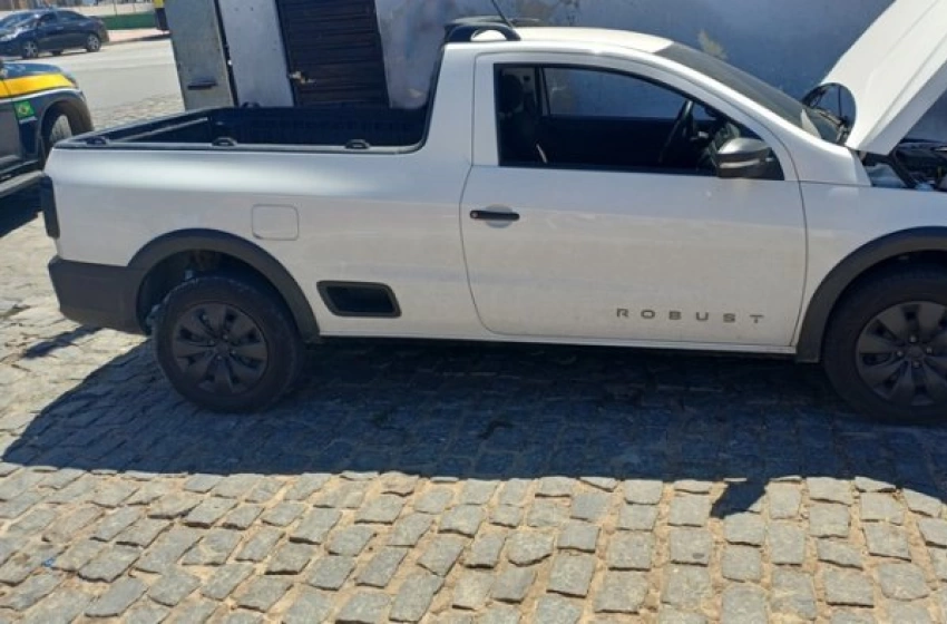 Imagem Veículo recuperado pela PRF na Paraíba
